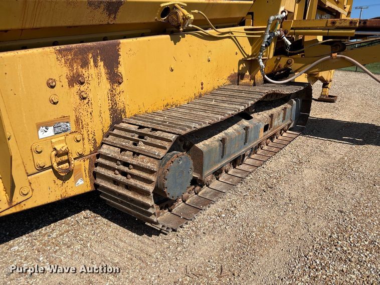image for item DZ4685 2005 Screen Machine 621T trommel screen
