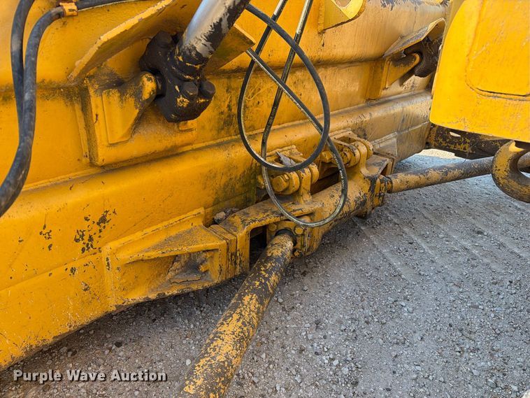 image for item DZ4686 1981 Caterpillar D6D dozer