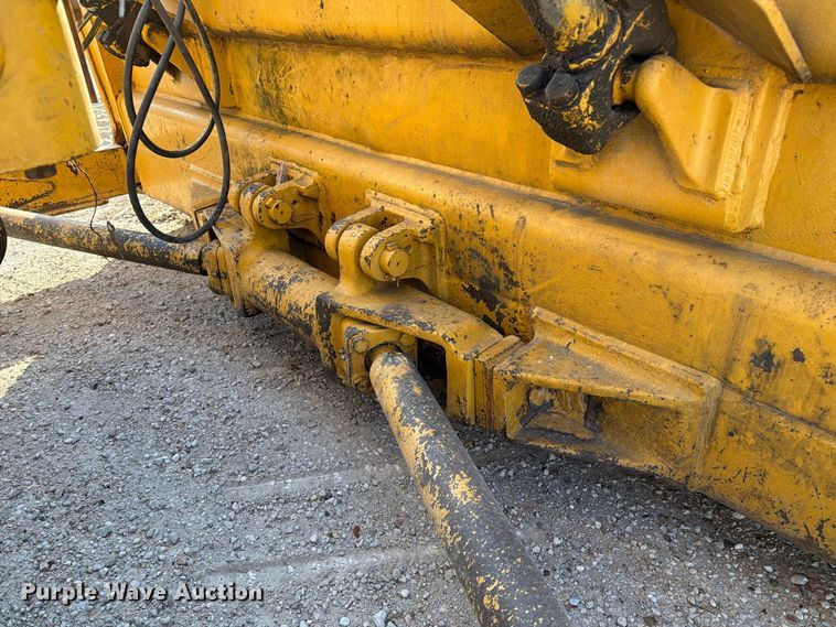 image for item DZ4686 1981 Caterpillar D6D dozer