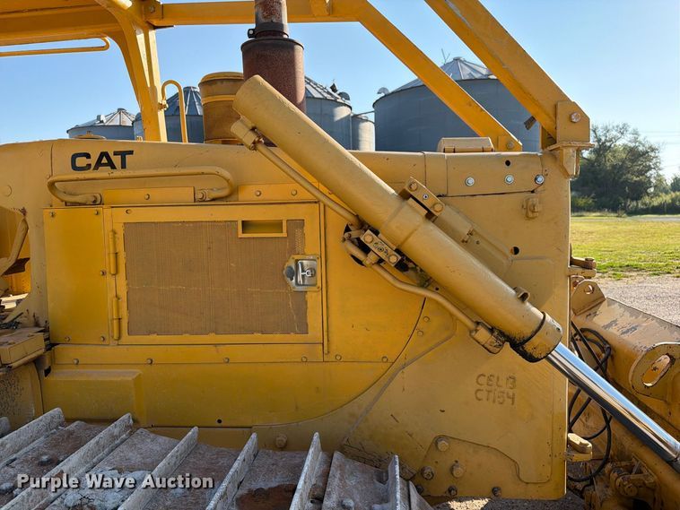 image for item DZ4686 1981 Caterpillar D6D dozer
