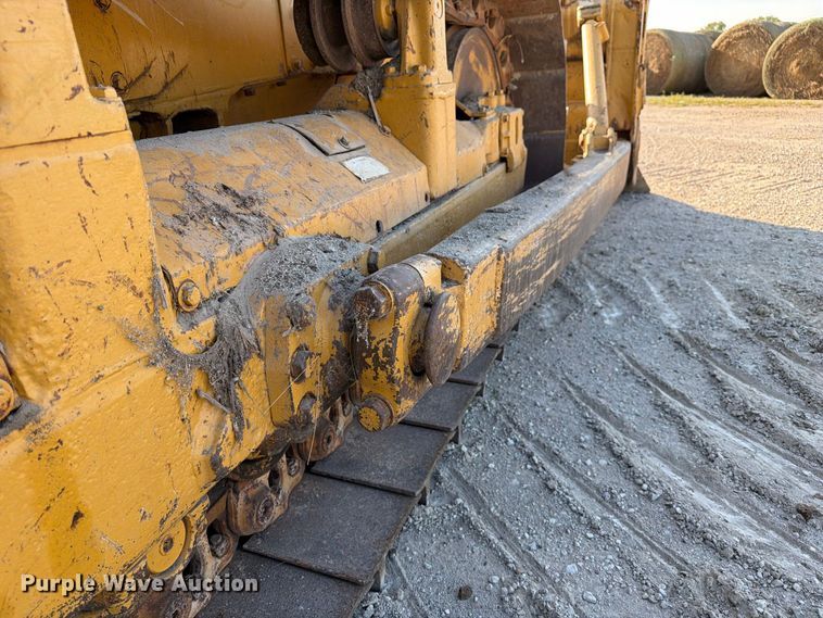 image for item DZ4686 1981 Caterpillar D6D dozer