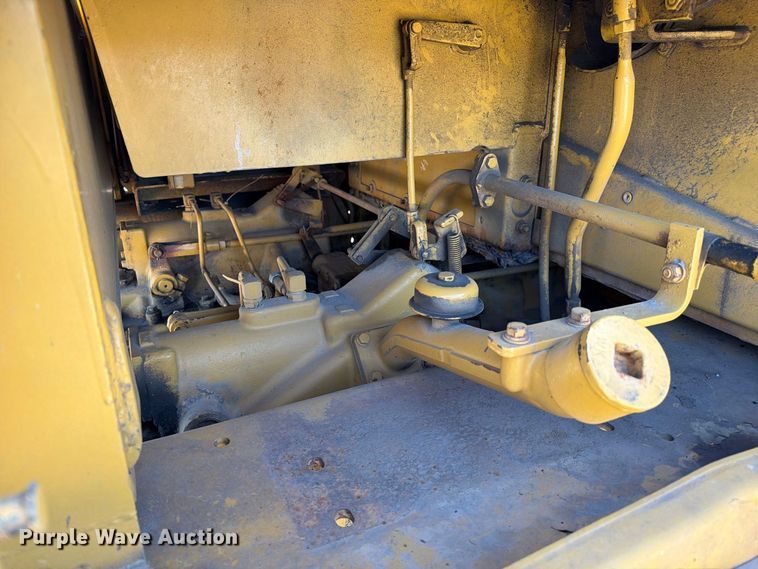 image for item DZ4686 1981 Caterpillar D6D dozer