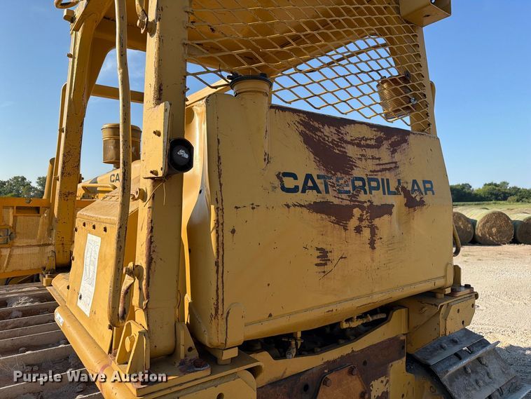 image for item DZ4686 1981 Caterpillar D6D dozer