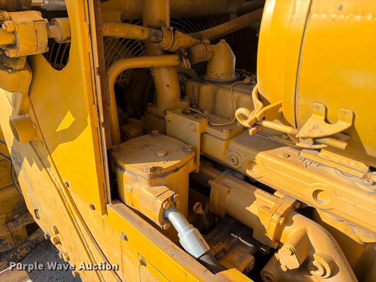 image for item DZ4686 1981 Caterpillar D6D dozer