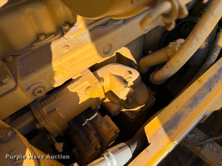 image for item DZ4686 1981 Caterpillar D6D dozer