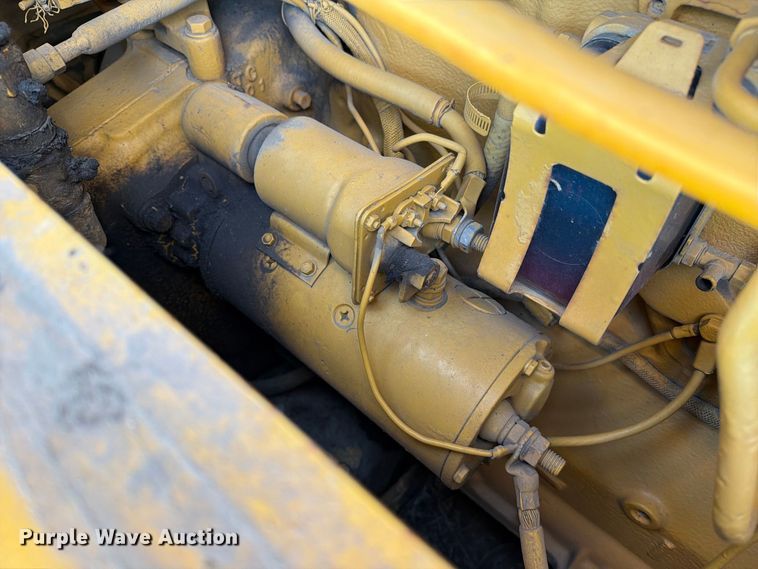 image for item DZ4686 1981 Caterpillar D6D dozer