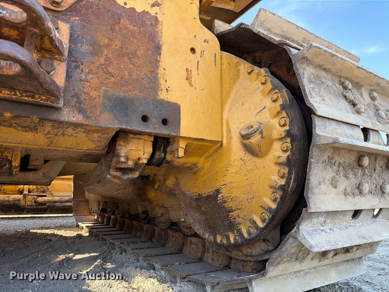 image for item DZ4686 1981 Caterpillar D6D dozer
