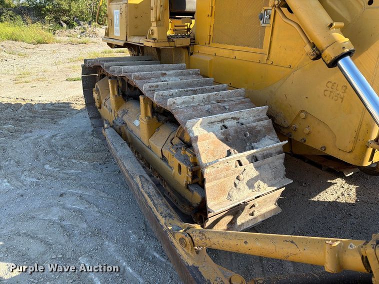 image for item DZ4686 1981 Caterpillar D6D dozer