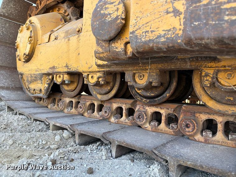 image for item DZ4686 1981 Caterpillar D6D dozer