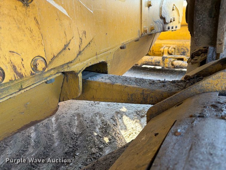 image for item DZ4686 1981 Caterpillar D6D dozer