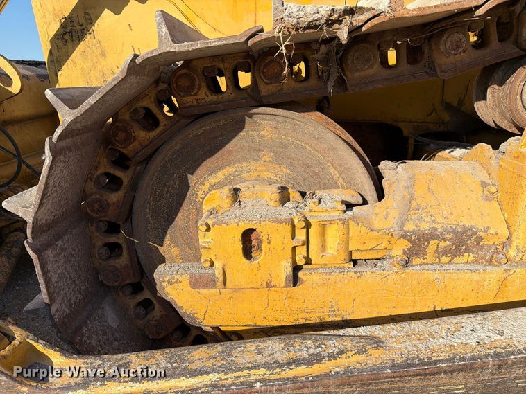image for item DZ4686 1981 Caterpillar D6D dozer