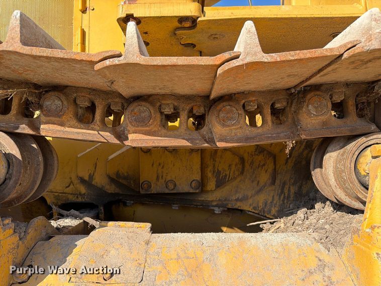 image for item DZ4686 1981 Caterpillar D6D dozer