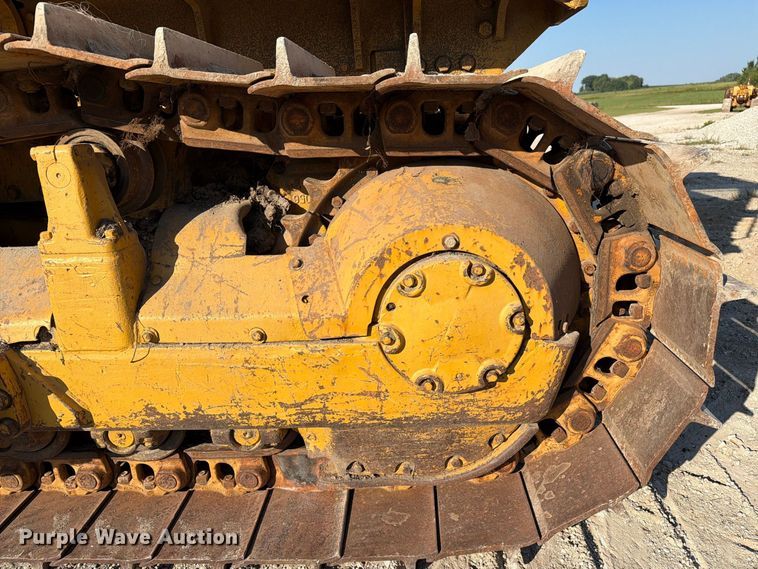 image for item DZ4686 1981 Caterpillar D6D dozer