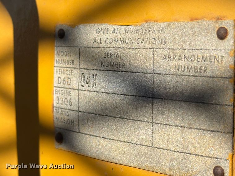 image for item DZ4686 1981 Caterpillar D6D dozer