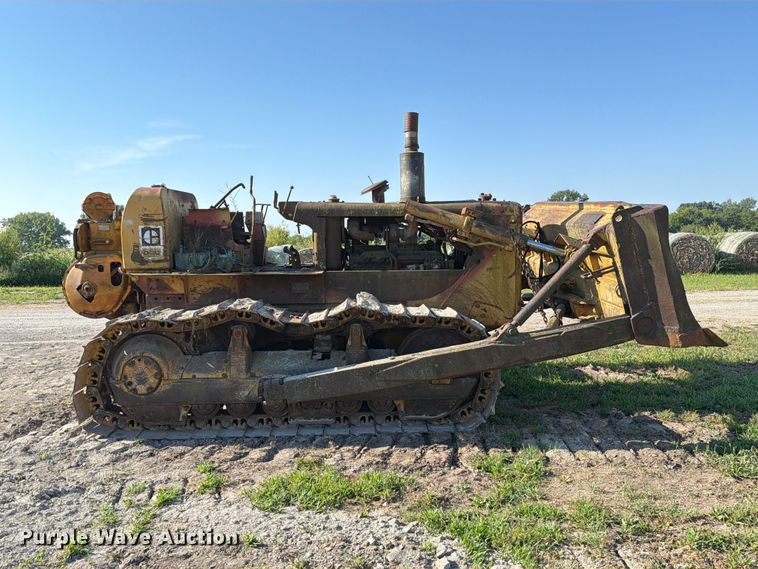 image for item DZ4687 1976 Caterpillar D6C dozer