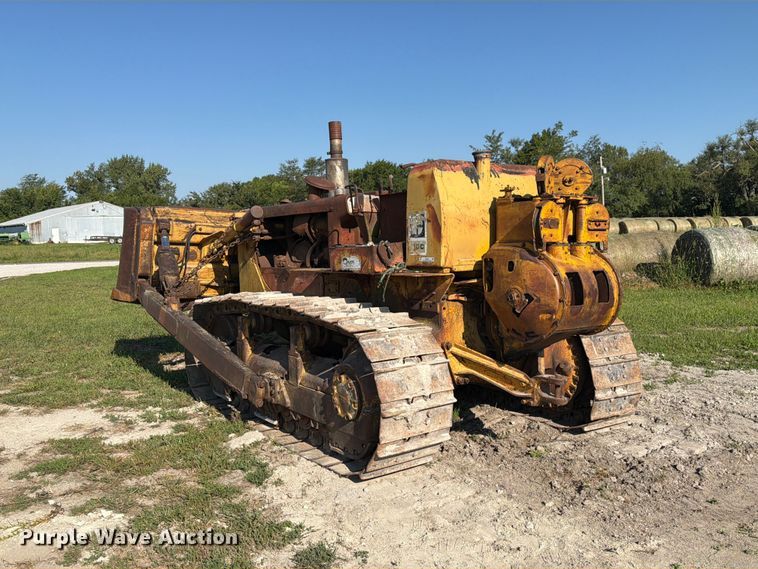 image for item DZ4687 1976 Caterpillar D6C dozer