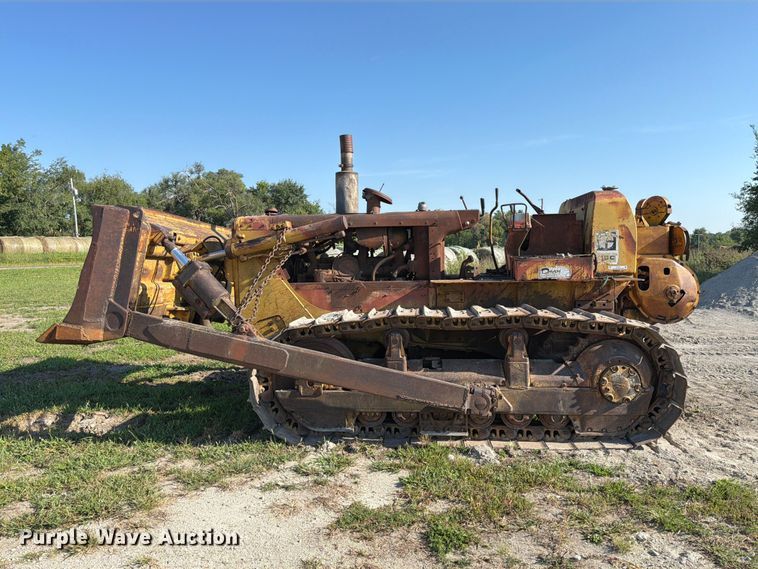 image for item DZ4687 1976 Caterpillar D6C dozer