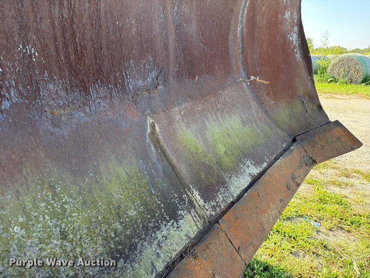 image for item DZ4687 1976 Caterpillar D6C dozer