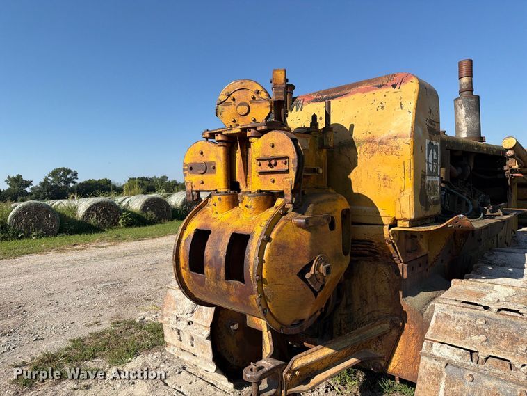 image for item DZ4687 1976 Caterpillar D6C dozer