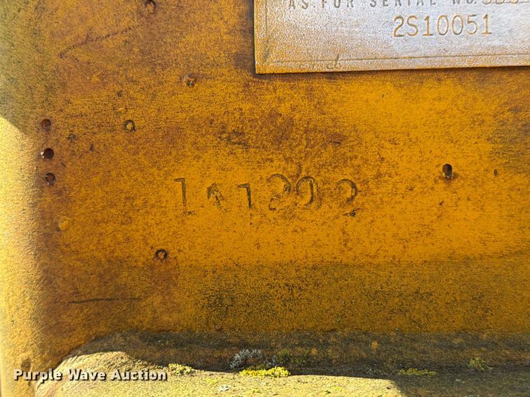 image for item DZ4687 1976 Caterpillar D6C dozer