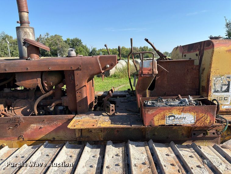 image for item DZ4687 1976 Caterpillar D6C dozer