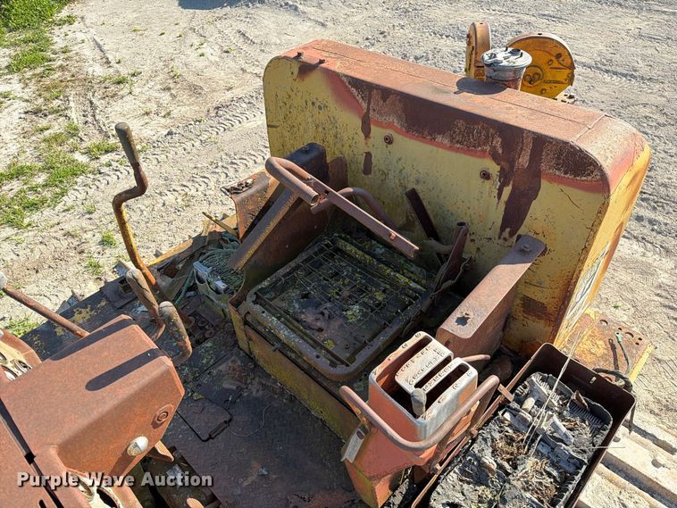 image for item DZ4687 1976 Caterpillar D6C dozer