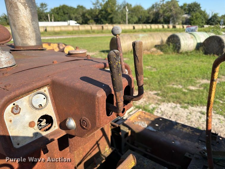 image for item DZ4687 1976 Caterpillar D6C dozer