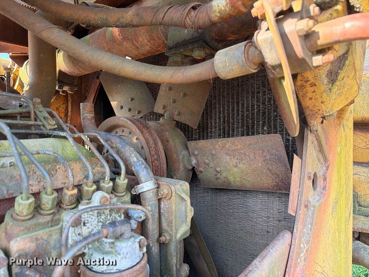 image for item DZ4687 1976 Caterpillar D6C dozer