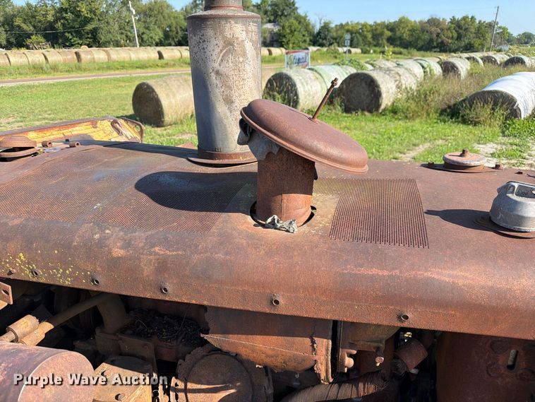 image for item DZ4687 1976 Caterpillar D6C dozer