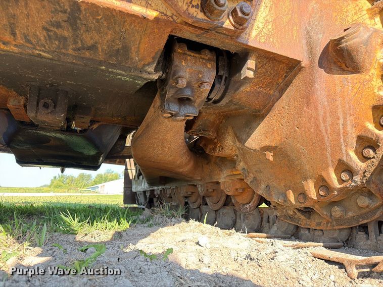 image for item DZ4687 1976 Caterpillar D6C dozer