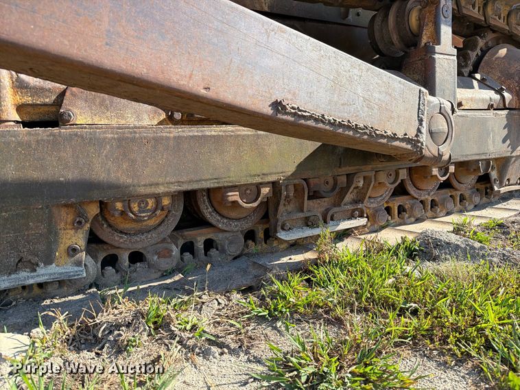 image for item DZ4687 1976 Caterpillar D6C dozer