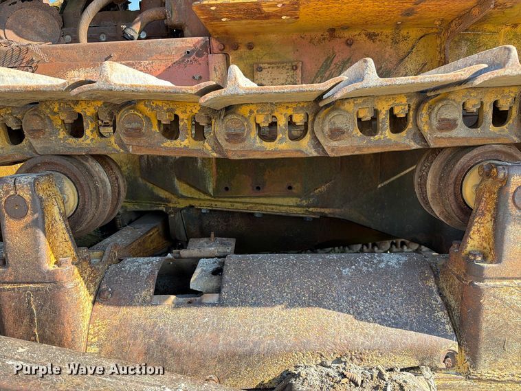 image for item DZ4687 1976 Caterpillar D6C dozer