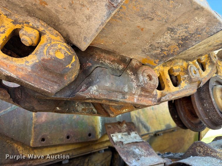 image for item DZ4687 1976 Caterpillar D6C dozer