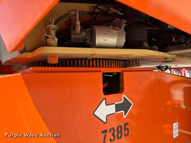 image for item DZ4699 2007 JLG 660SJ boom lift