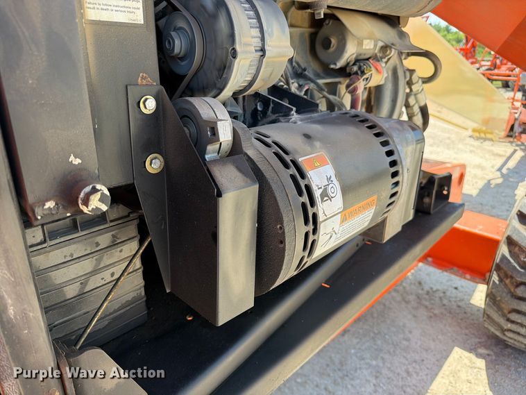 image for item DZ4699 2007 JLG 660SJ boom lift