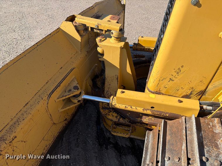 image for item EA0434 2006 Caterpillar D4G LGP dozer