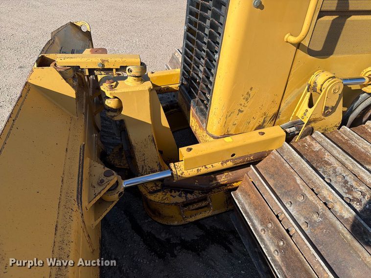 image for item EA0434 2006 Caterpillar D4G LGP dozer
