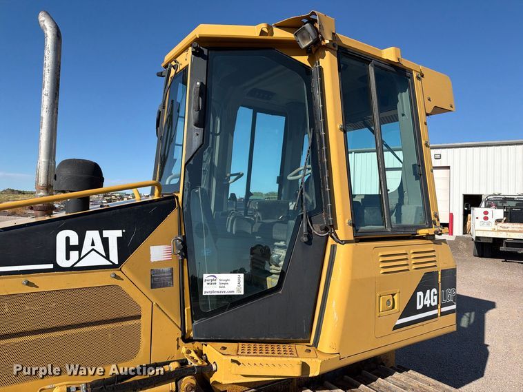 image for item EA0434 2006 Caterpillar D4G LGP dozer