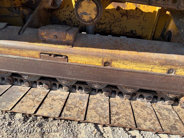 image for item EA0434 2006 Caterpillar D4G LGP dozer