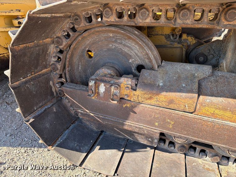 image for item EA0434 2006 Caterpillar D4G LGP dozer