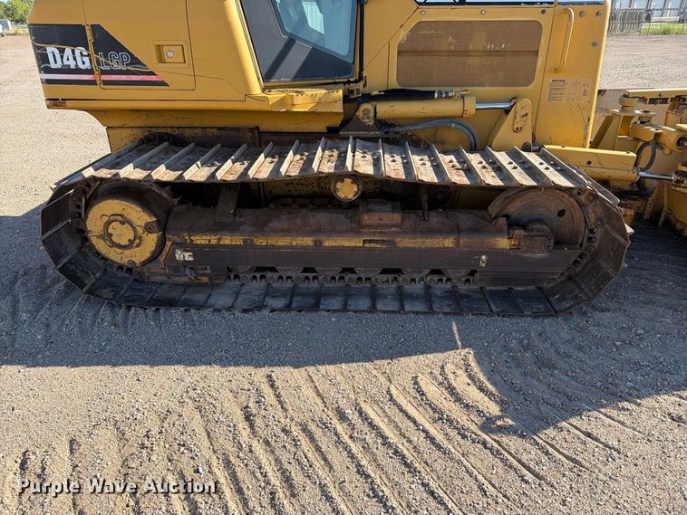 image for item EA0434 2006 Caterpillar D4G LGP dozer