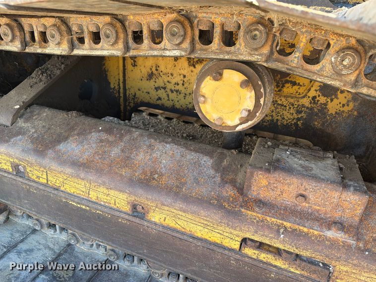 image for item EA0434 2006 Caterpillar D4G LGP dozer