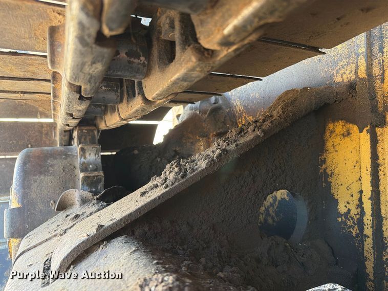 image for item EA0434 2006 Caterpillar D4G LGP dozer