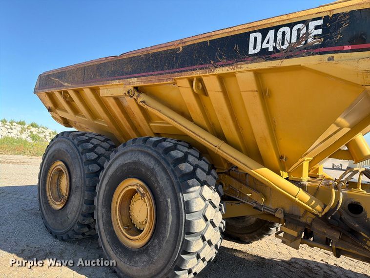 image for item EA0435 1999 Caterpillar D400E articulated haul truck