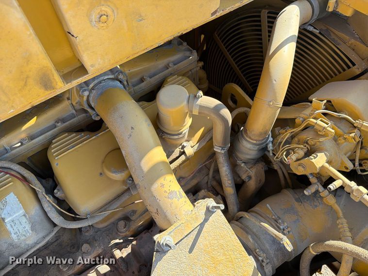 image for item EA0435 1999 Caterpillar D400E articulated haul truck