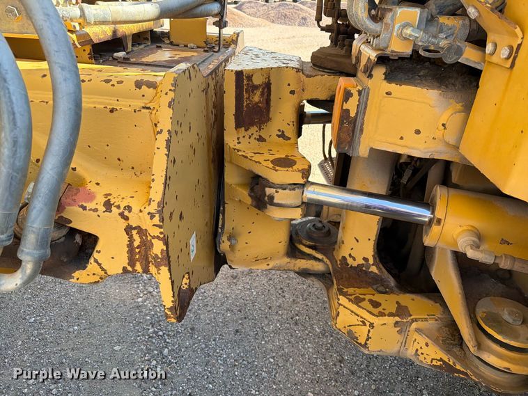 image for item EA0436 1999 Caterpillar D400E II articulated haul truck