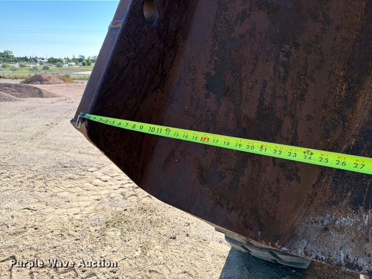 image for item EA0436 1999 Caterpillar D400E II articulated haul truck