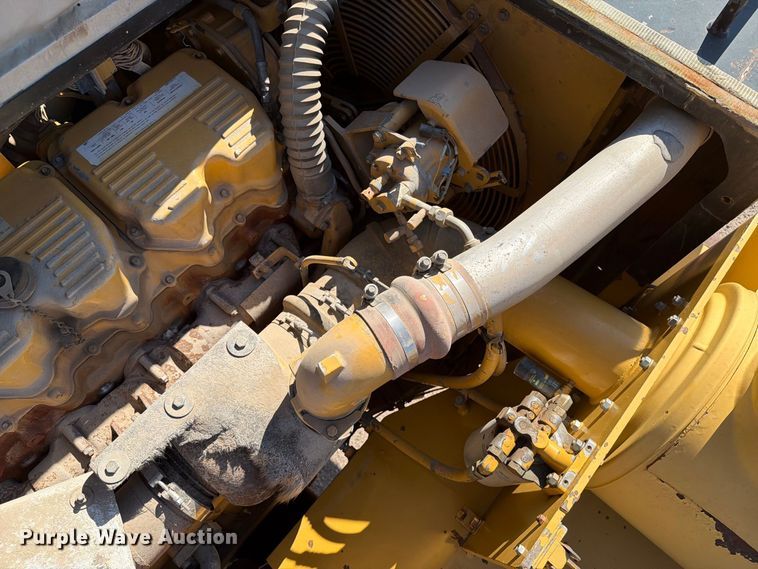 image for item EA0436 1999 Caterpillar D400E II articulated haul truck