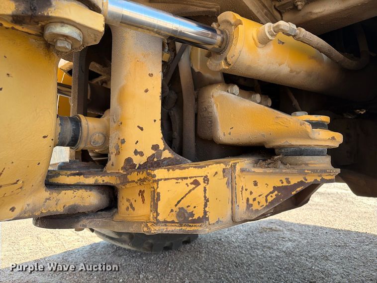 image for item EA0436 1999 Caterpillar D400E II articulated haul truck