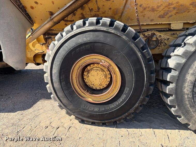 image for item EA0436 1999 Caterpillar D400E II articulated haul truck